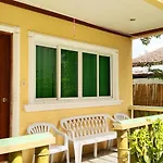 Hmc Guesthouse -Malapascua Island Air-Conditioned Room #1