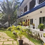 Blue Pagoda Tourist Inn