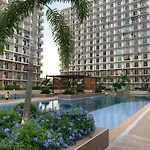 Nate & Athalia\'S Cityscape Condotel