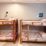 Lionfish Backpackers Hostel Malapascua