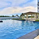 Mactan Newtown Beach One Manchester Palace