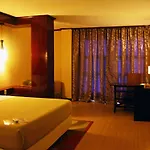 Cebu Dulcinea Hotel And Suites-Mactan Airport Hotel