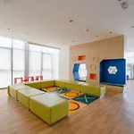 Omp 17J-T1, Seaview, Beach, Pool Access,Near Airport, Fast Wi-Fi, Netflix