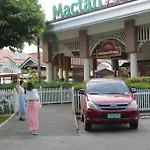 Omp 17J-T1, Seaview, Beach, Pool Access,Near Airport, Fast Wi-Fi, Netflix