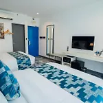 Stacia Hotel Powered By Cocotel