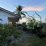 Momo Hostel