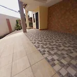 Eli\'S Villa Cebu