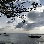 Moalboal Beach Front Hotel