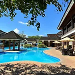 Resort-Inspired Condo With Queen-Size Bed & 50-Inch Smart Tv
