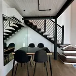 Spacious Loft Type Unit In City