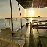 Kums Vacation Beach House In Catmon