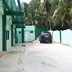 Kums Vacation Beach House In Catmon