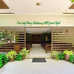 Studio Unit Near It Park, Sm And Ayala With Pool, Balcony And Fast Wifi