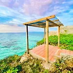 Tiny House\'S Seafront Room In Camotes Island