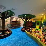 Grand Stay