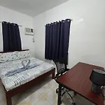 Island Vibes Hostel