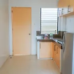 Reddoorz Plus Near Talisay Town Center