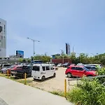 Furnished Studio In Avida Towers Riala, Cebu It Park With Amazing City View, Fast Wifi, Netflix, Pool And More