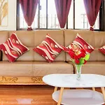 Home Away From Home 2Br Apartment 6 Minutes Drive To Grand Mall Wifi, Netflix & Free Parking