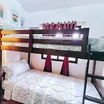 Home Away From Home 2Br Apartment 6 Minutes Drive To Grand Mall Wifi, Netflix & Free Parking