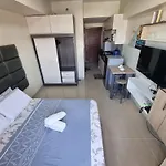 Studio Condo Unit At Horizons 101