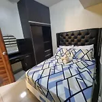 1Br Condo With Balcony At Horizons 101