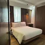 Monarch Suites At Padgett Cebu W/ Pool Near Ayala