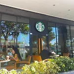 Mactan Newtown Condo With Free Airport Pickup