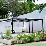 Casas Bugambilias Door 1