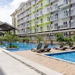 Amani 237, 3 Minutes To Airport, With Gym & Pool, Free Netflix, Fast Wi-Fi