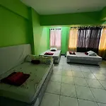 Flora\'S Place In Winland Towers Condominium