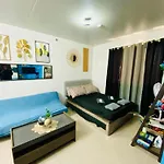 Renovated Furnished Condo Near Airport, Malls And School