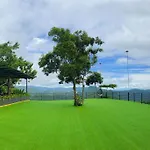 Cozy Log Mountain Cabin In Mabini With Breakfast