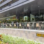 Furnished Studio In Avida Towers Riala, Cebu It Park With Wifi, Netflix, Pool And More