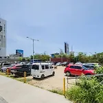 Furnished Studio In Avida Towers Riala, Cebu It Park With Amazing City View, Fast Wifi, Netflix, Pool And More