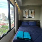 1 Bedroom Condo Near Cebu It Park With Balcony Wifi Netflix Awesome View
