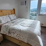 Cozy Studio With Balcony And Amazing Mountain View For Rent!