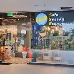 Homey Stay 1 Bedroom, Inside It Park