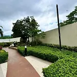 One Bedroom Unit Avida Tower 2, Cebu It Park