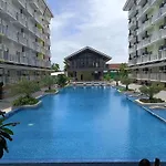 Lelani\'S Comfy Condo