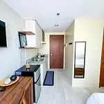 Warm And Cozy Studio With Balcony