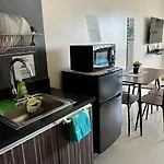 Cebusurestaypersimmon9Thfloorstudiocondo