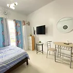 Family Room Condo In Minglanilla