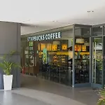 Whole 3Br Furnished Townhouse Near Cebu It Park With Parking, Fast Wifi, Netflix And More