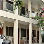 Harman Suites Moalboal