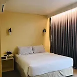 Dosi Hotel Ph