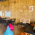 Maayong Hostel (Adults Only)