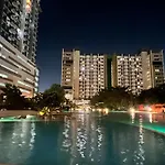 Golf View, New Studio Apartment Grand Residences Cebu, North Tower A