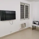 Mabolo 208 Family Room Near It Park