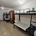 Mabolo 208 Family Room Near It Park